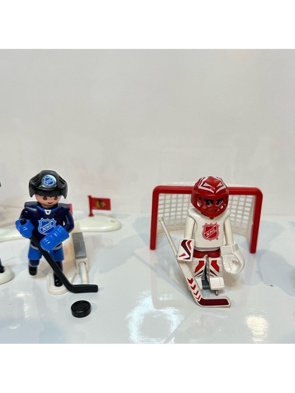 Playmobil NHL Hockey Lot Zamboni Goalie Players Stanley Cup Rink Accessories